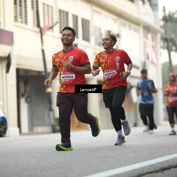 Runner Photo 5873035