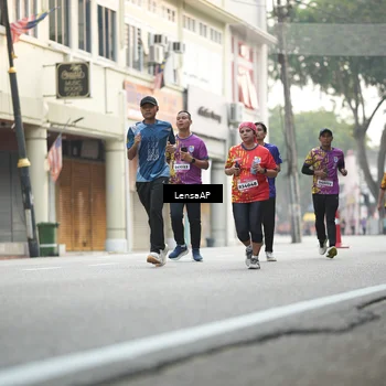 Runner Photo 5873037