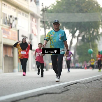 Runner Photo 5873097