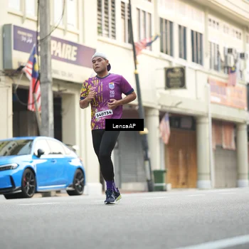 Runner Photo 5873132