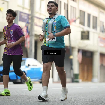 Runner Photo 5873189