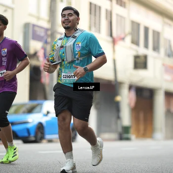 Runner Photo 5873192