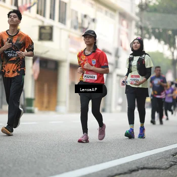 Runner Photo 5873196