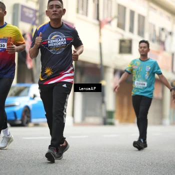 Runner Photo 5873222