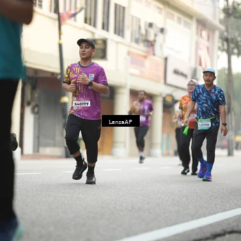 Runner Photo 5873223
