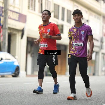 Runner Photo 5873246