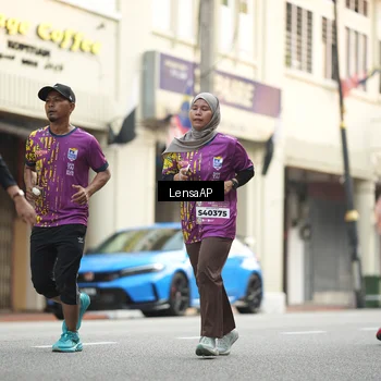 Runner Photo 5873282