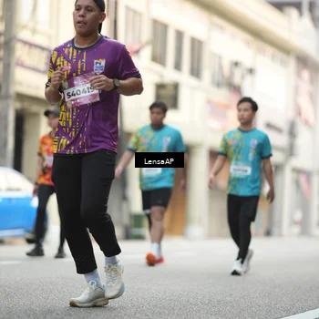 Runner Photo 5873297