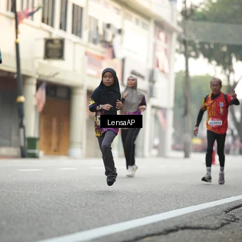 Runner Photo 5873307