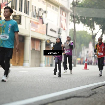 Runner Photo 5873312