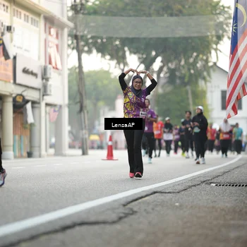 Runner Photo 5873340