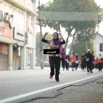 Runner Photo 5873341