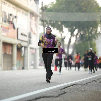 Runner Photo 5873344