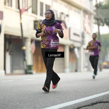Runner Photo 5873364