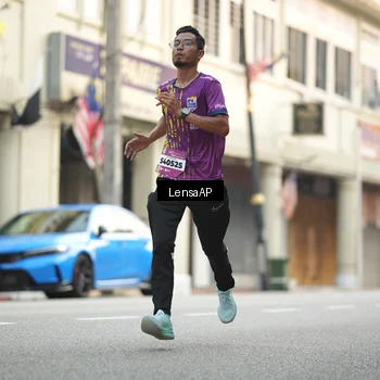 Runner Photo 5873367