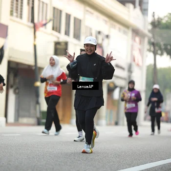 Runner Photo 5873379