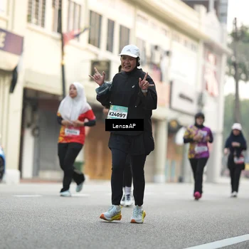 Runner Photo 5873383