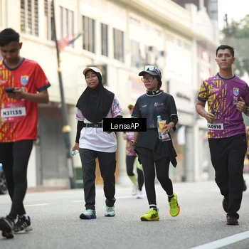 Runner Photo 5873419