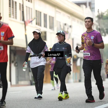 Runner Photo 5873421