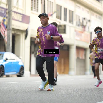 Runner Photo 5873432