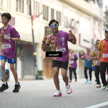 Runner Photo 5873441