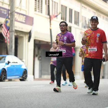 Runner Photo 5873446