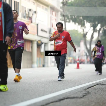 Runner Photo 5873498