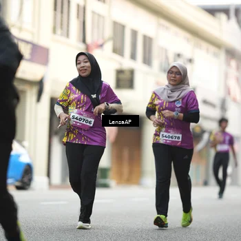 Runner Photo 5873529