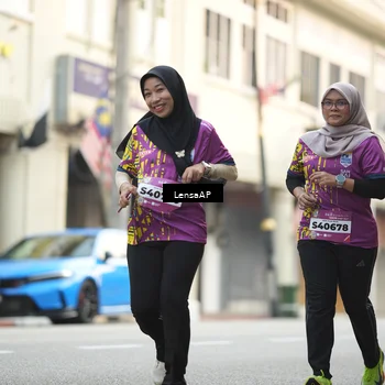 Runner Photo 5873535