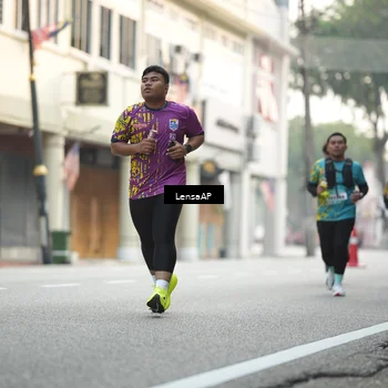 Runner Photo 5873559