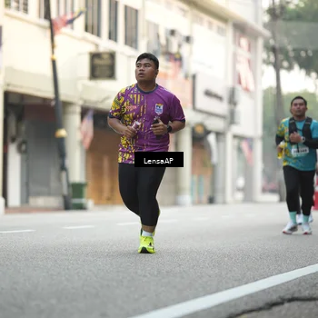 Runner Photo 5873564