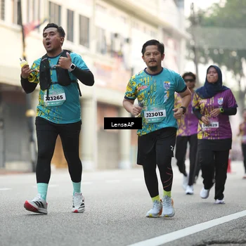 Runner Photo 5873575