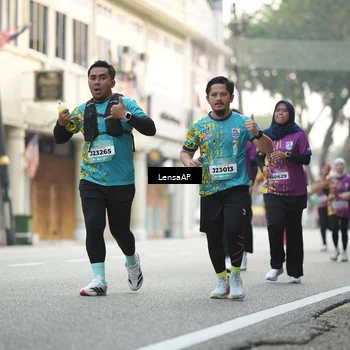 Runner Photo 5873576