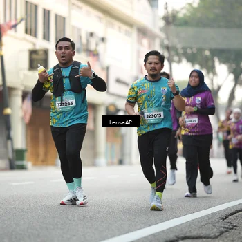 Runner Photo 5873578