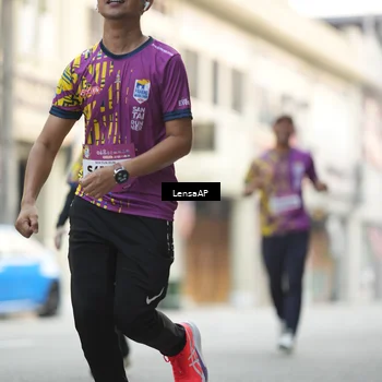 Runner Photo 5873599
