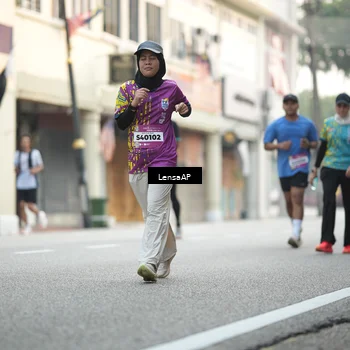 Runner Photo 5873611