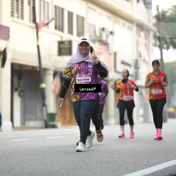 Runner Photo 5873685