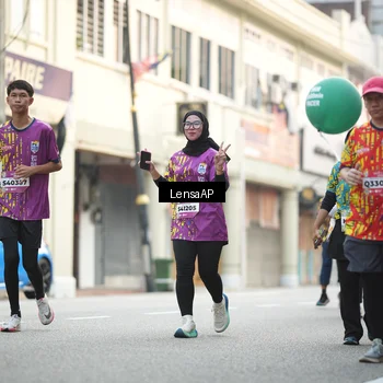 Runner Photo 5873724