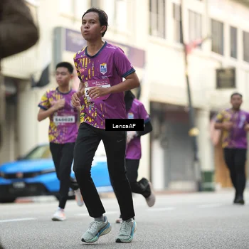 Runner Photo 5873775