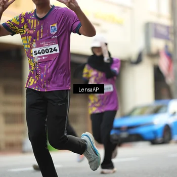 Runner Photo 5873788