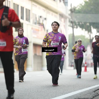 Runner Photo 5873823