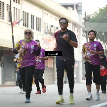 Runner Photo 5873841
