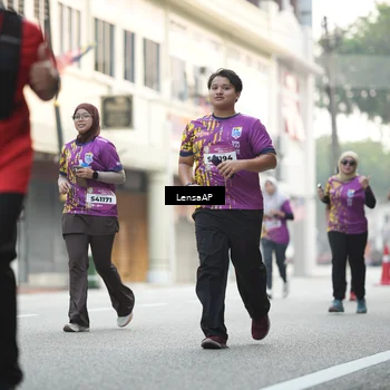 Runner Photo 5873846