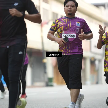 Runner Photo 5873850