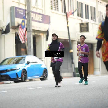 Runner Photo 5873894