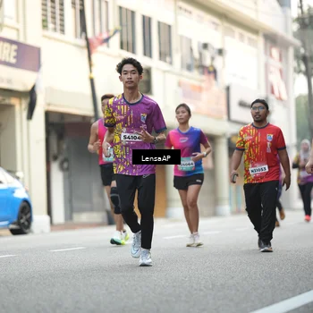Runner Photo 5873936