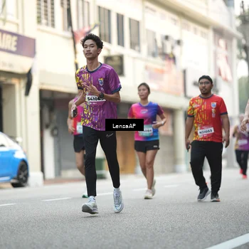 Runner Photo 5873937