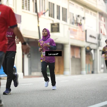 Runner Photo 5873965