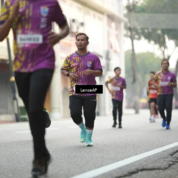 Runner Photo 5873973