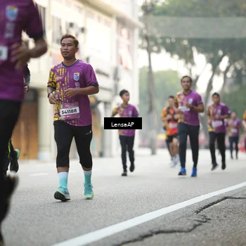 Runner Photo 5873974